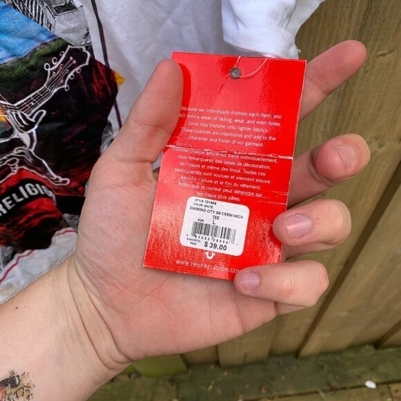 BNWT True Religion T Shirt BIG LOGO Large - Picture 3 of 4